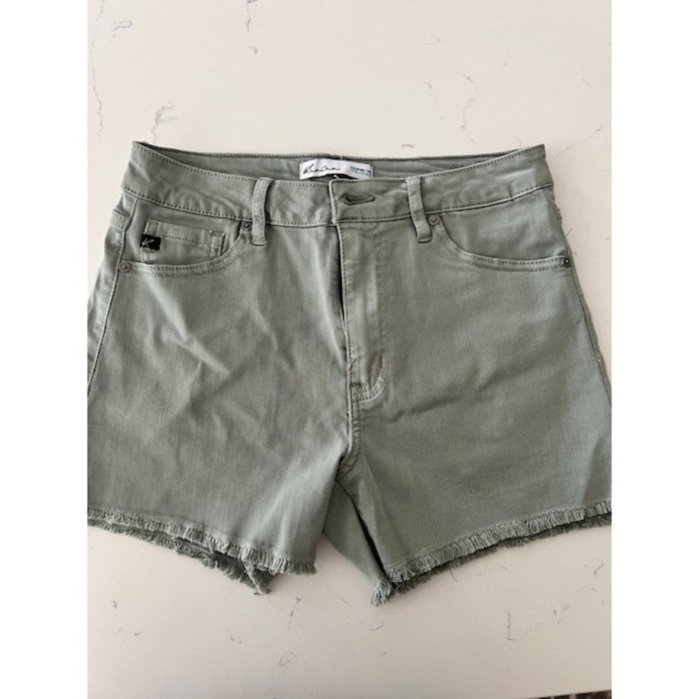 KanCan Maurices Olive Green High Rise Frayed Hem Denim Shorts Size 28 217166